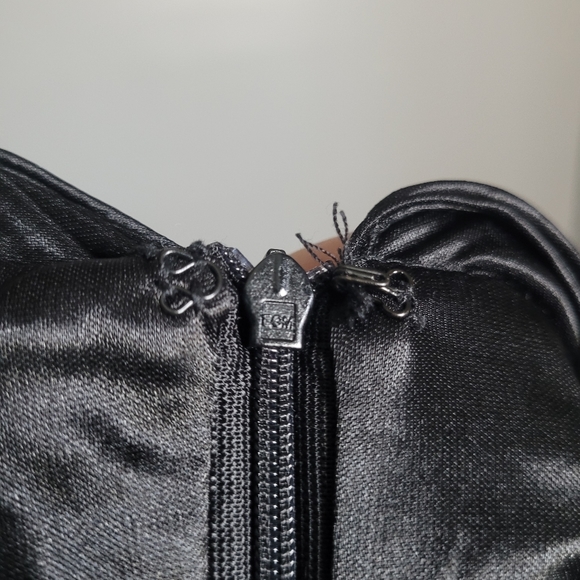 NWT FATE Black Pleated Jumpsuit Halter Neck Wide Leg Pleated Open Back Sz L - Picture 12 of 16